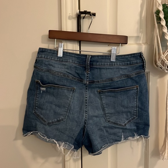 Universal Thread Denim Short - Picture 3 of 3